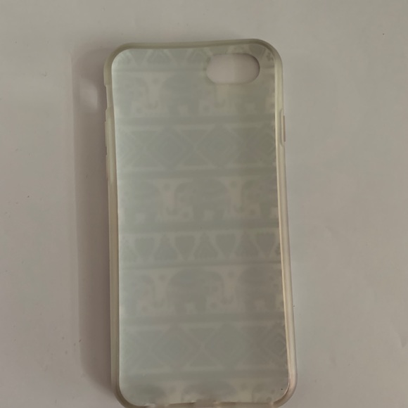 *iPhone 6S Case - Elephant Design - Picture 2 of 2